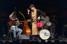 Tom Pauls „Ilse Bähnert sagt Dr. Nu“