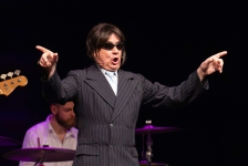 Tom Pauls „Ilse Bähnert sagt Dr. Nu“