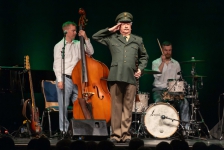 Tom Pauls „Ilse Bähnert sagt Dr. Nu“